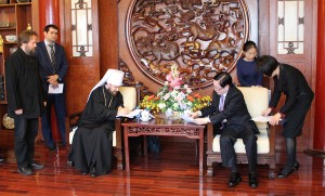 Metropolitan Hilarion with Wang Zuoan, director of the State Administration for Religious Affairs