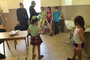 UOC-U.S.A. reaches out to refugees from Donetsk and Luhansk